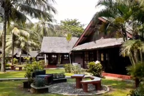 Jumlah kunjungan villa dan hotel di Carita masih terdampak tsunami