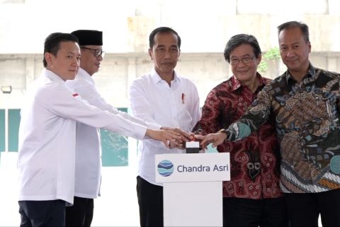 Jokowi targetkan ekspor bahan petrokimia pada 2023