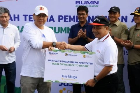 BUMN Serahkan Amfiteater & Penataan Kawasan Bantaran Cisadane