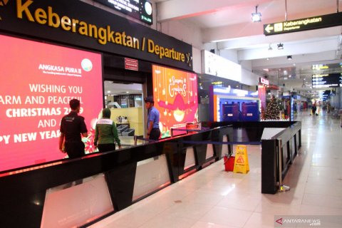 Pengalihan penerbangan di Bandara Halim Perdanakusuma akibat banjir