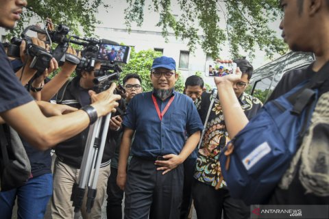 Novel Baswedan tinggalkan Polda Metro Jaya usai diperiksa sebagai saksi