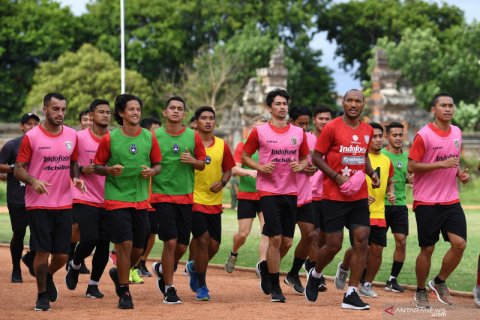 Bali United gelar latihan ketahanan fisik jelang lawan Tampines Rovers Singapura