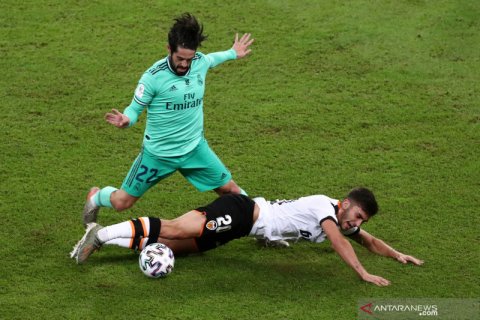 Real Madrid kalahkan Valencia 3-1