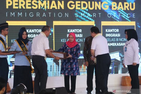 Peresmian tiga kantor Imigrasi