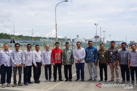 Bupati Banggai Kepulauan kunjungi kilang DSLNG