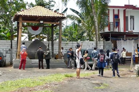 Lokasi Keraton Agung Sejagat menjadi tujuan wisata dadakan