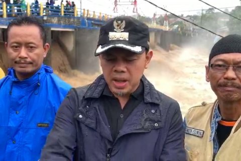 Bima Arya minta warga bantaran Kali Ciliwung waspada