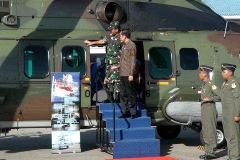 Presiden tinjau heli Caracal  pengganti sementara heli kepresidenan