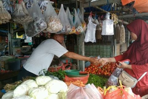 Terdampak banjir, harga sayur mayur di Cilegon melonjak