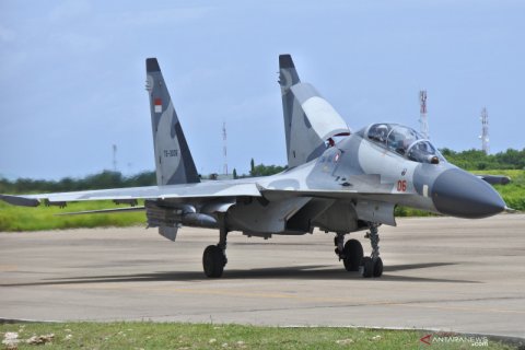 Kedatangan Pesawat Sukhoi di Kupang