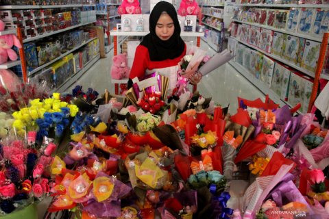 Penjualan kado meningkat jelang Valentine