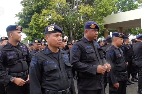 117 aparat Brimob Polda Kepri jaga kamtibmas di Natuna