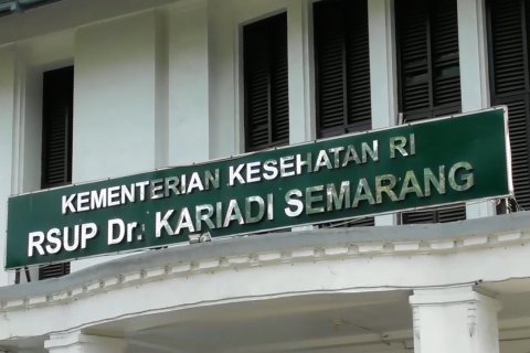 Pasien meninggal dunia di ruang isolasi di RSUP Kariadi Semarang negatif Covid-19