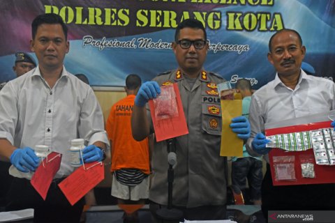 Ungkap peredaran narkoba simpan ambil