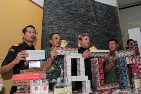 Pemusnahan rokok ilegal