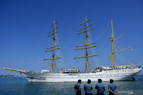 KRI Bima Suci tiba di Makassar