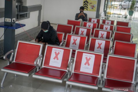 Penerapan pengaturan jarak di Stasiun Purwosari Solo