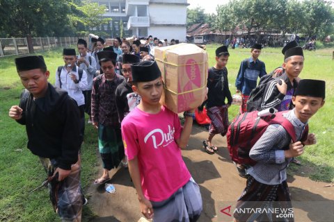 Cegah COVID-19, Ponpes Lirboyo pulangkan santri