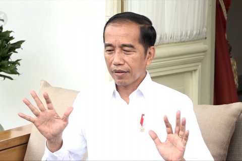 Warga Indonesia positif corona, akankah Presiden evaluasi kebijakan pariwisata ?