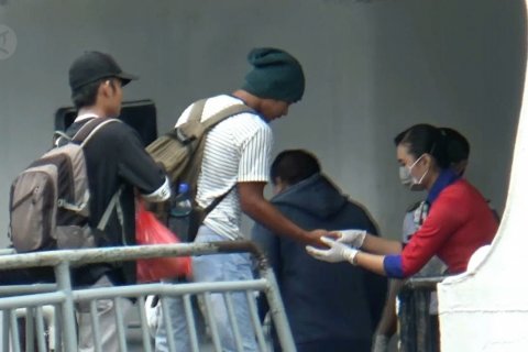 Pelabuhan Merak tetap beroperasi layani penyeberangan