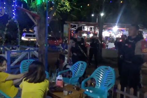 Polres Palu datangi tempat keramaian larang warga berkumpul