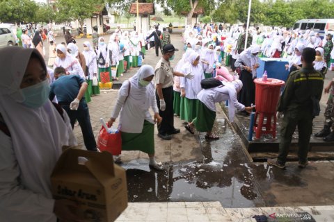 566 santri asal Pulau Kangean dipulangkan