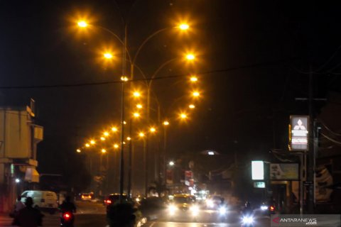 Pemprov Aceh cabut jam malam terkait COVID-19