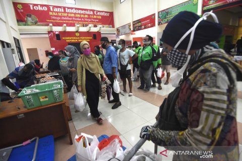 Toko Tani Indonesia dan Gojek kerjasama layanan belanja daring