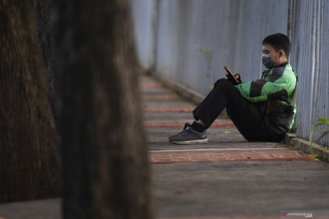 Pengemudi ojek daring terimbas penerapan PSBB