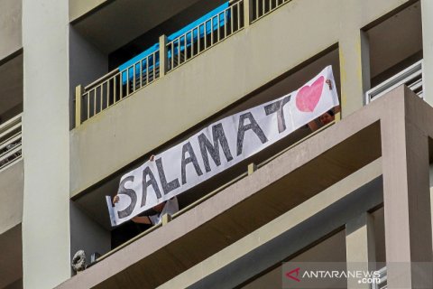 Ucapan terima kasih warga untuk tenaga medis COVID-19