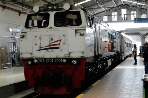 Sesuaikan PSBB, Bandung hanya operasikan KA lokal