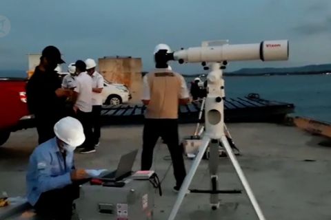 Hilal di Jayapura terlihat pada 2 derajat 41 menit