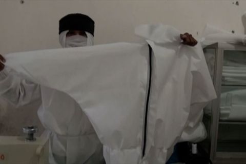 Ancaman krisis ekonomi membuat UKM dan IKM NTB kreatif