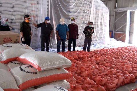 DAD Kalteng beri bantuan sembako kepada masyarakat terdampak COVID-19