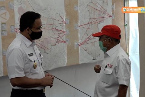 Anies-JK tinjau gudang logistik COVID-19 PMI