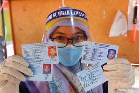 Petugas sita KTP pendatang