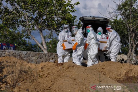 Pemakaman PDP COVID-19 di Palu