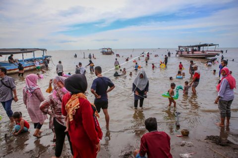 Tempat wisata ramai saat PSBB di Tangerang