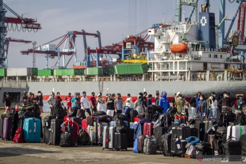 Kedatangan 818 WNI ABK kapal pesiar MV Carnival Splendor