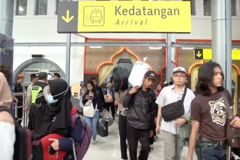 Mudik tetap dilarang, pemerintah terbitkan surat kriteria bepergian