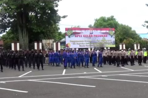 Polda Malut gelar apel pengamanan malam takbiran