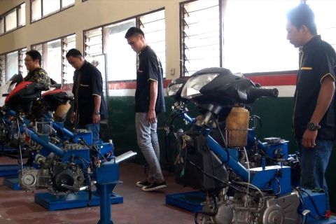 Pemkab Gunung Mas bimbing masyarakat daftar kartu prakerja