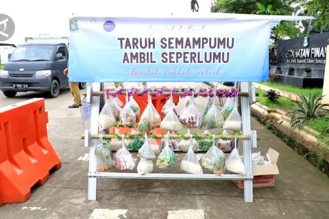 Berbagi melalui stasiun sedekah cepat