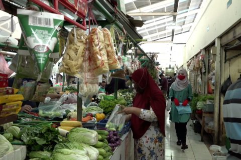 Berbelanja aman ke pasar tradisional saat pandemi