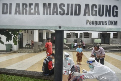Swab test COVID-19 di lingkungan masjid