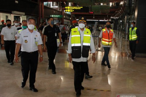 Menhub tinjau kesiapan normal baru Bandara Soetta