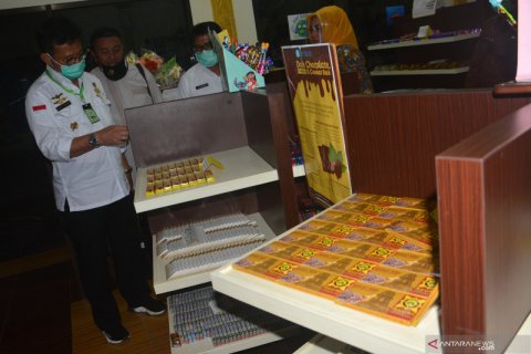 Mentan tinjau industri kakao