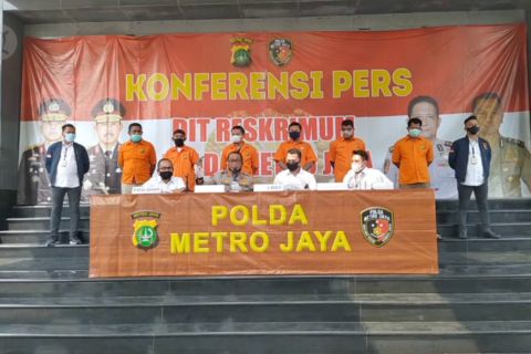 Empat anak buah John Kei serahkan diri