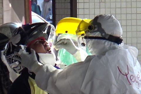 Polda Kalsel  selenggarakan "swab test" model  "drive thru"