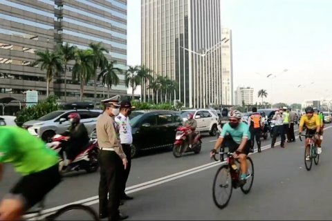 Bersepeda di luar jalur khusus terancam denda Rp100 ribu